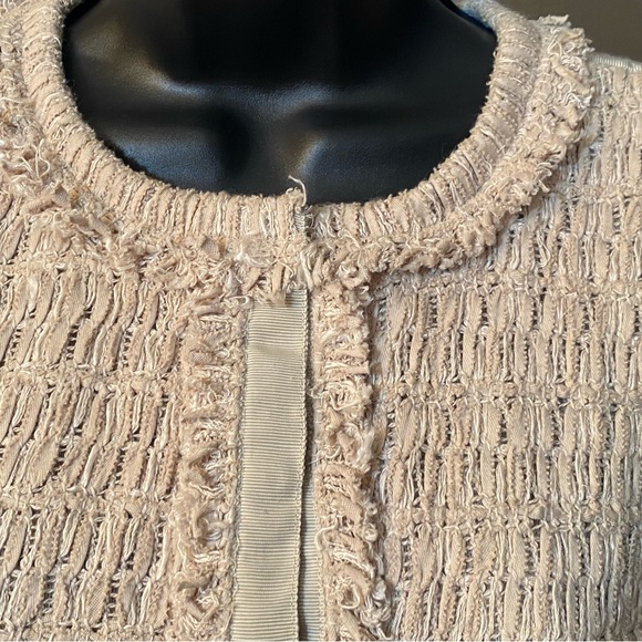 Elie Tahari collarless tweed jacket - Picture 4 of 15